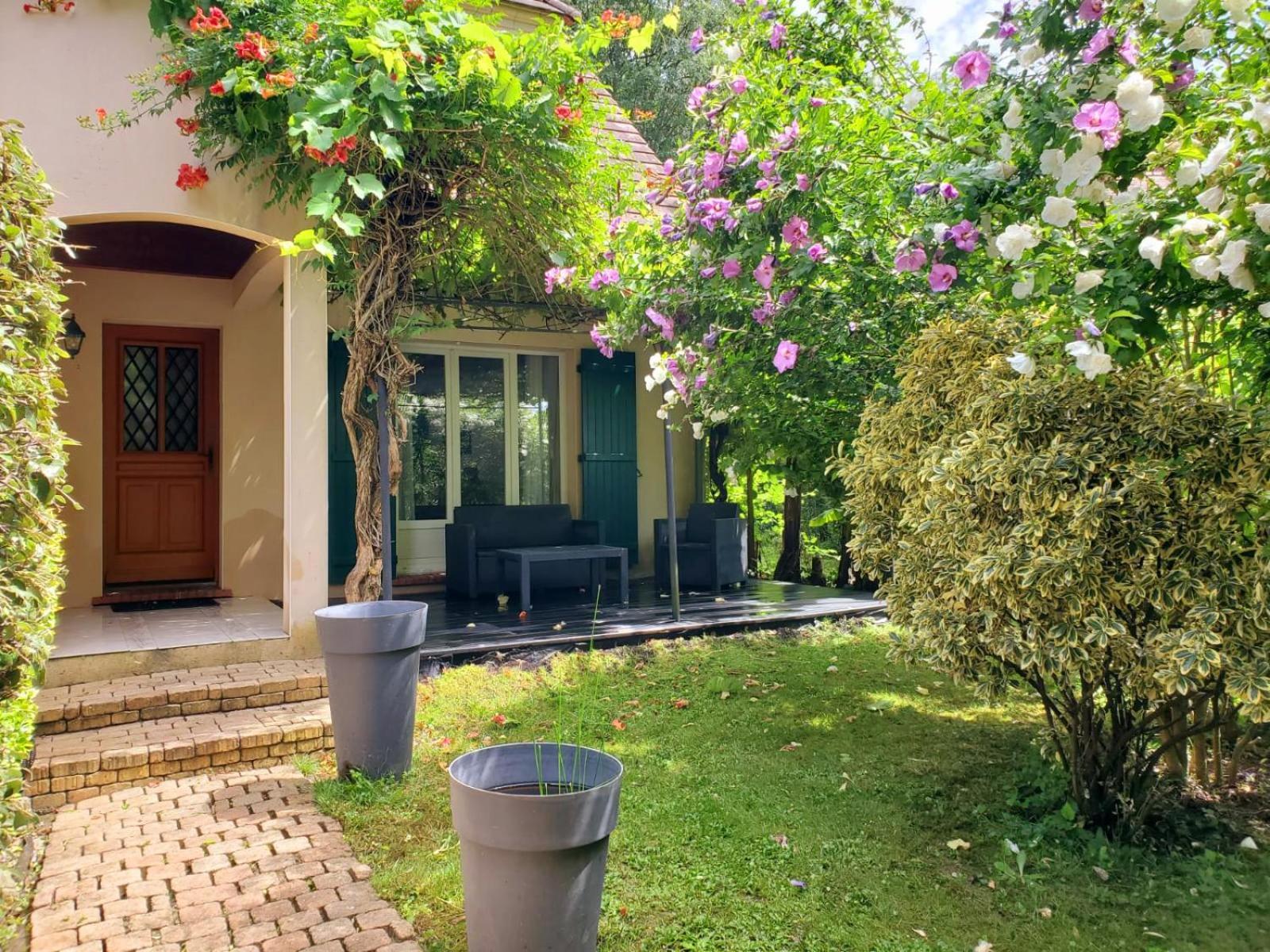 Belle Maison Sud Seine-Et-Marne Rubelles Bagian luar foto